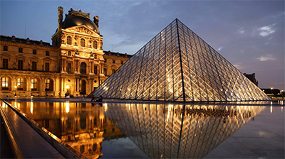 Pyramide du Louvre, Paris